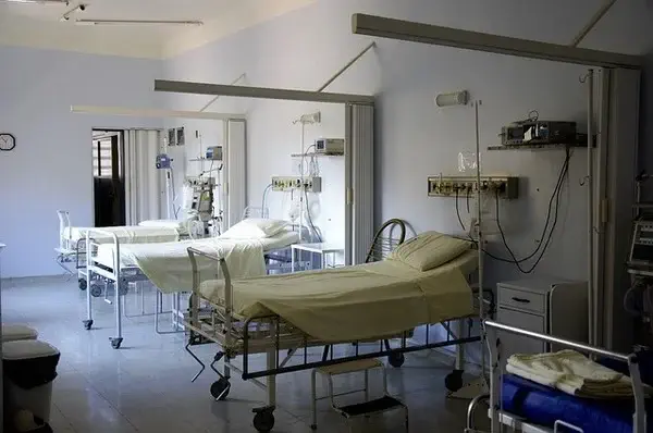 camas de un hospital